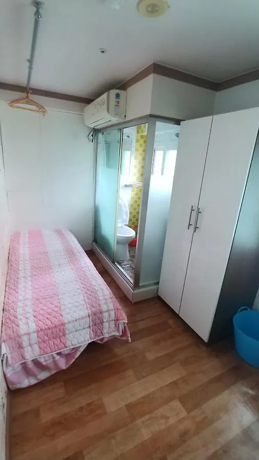 Art Oneroomtel Seul 0*,